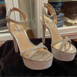 Steve Madden Marciana Rhinestone Silver Platform Stiletto 5.5" Heels Size 7.5